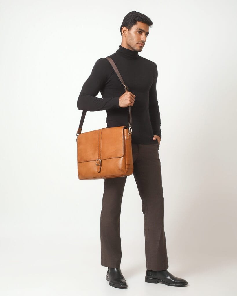 17 34648 2 tone buckle messenger 1